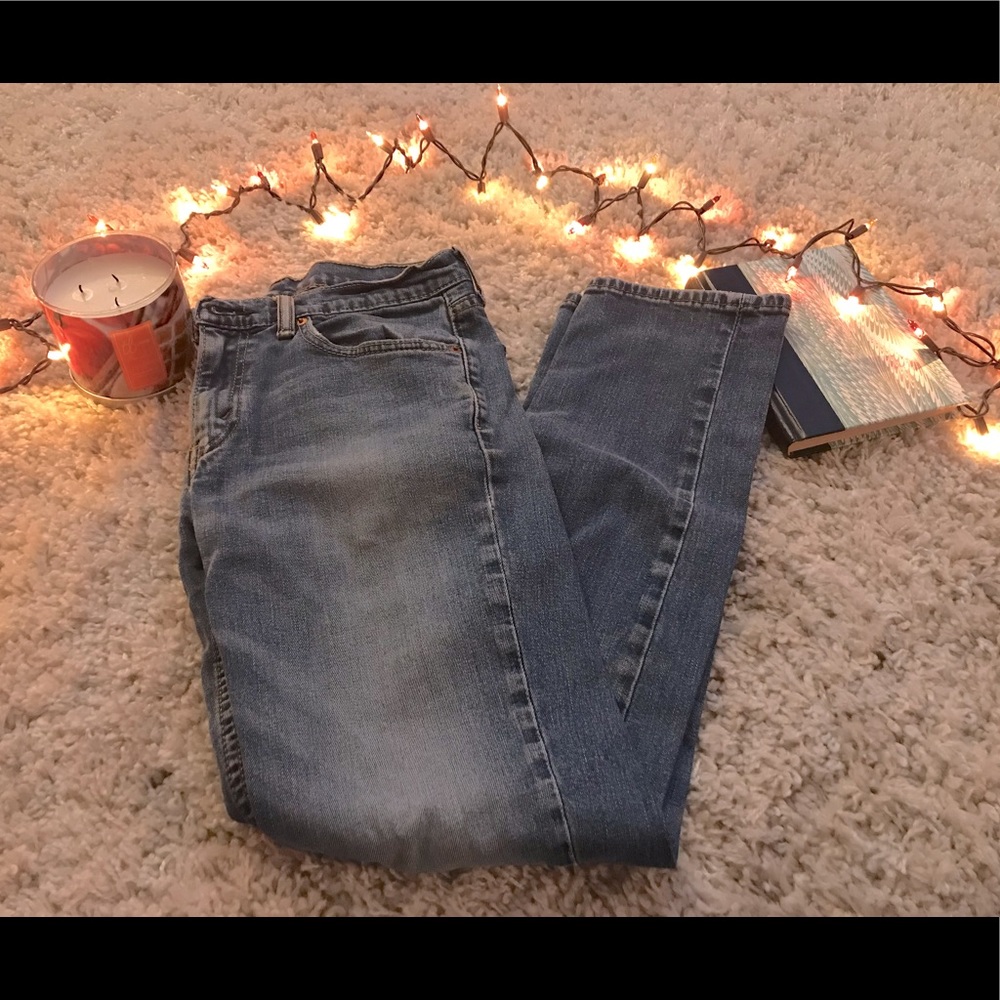 VINTAGE WOMENS LEVI’S - 31 Waist, 30 Length